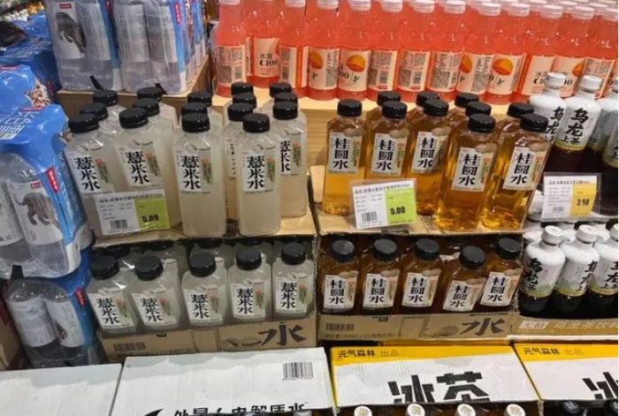 夏日消費觀察｜誰帶火了中(zhōng)式養生水